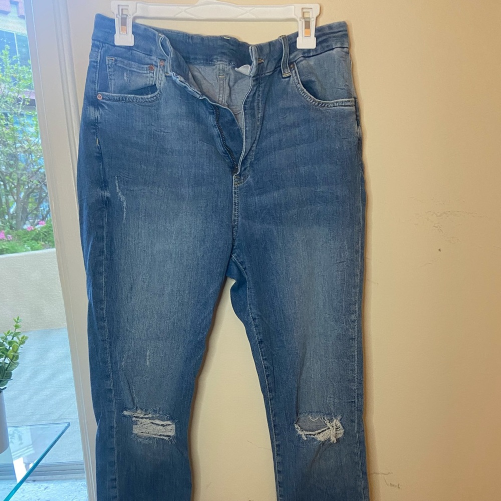 h & m distressed skinny jeans